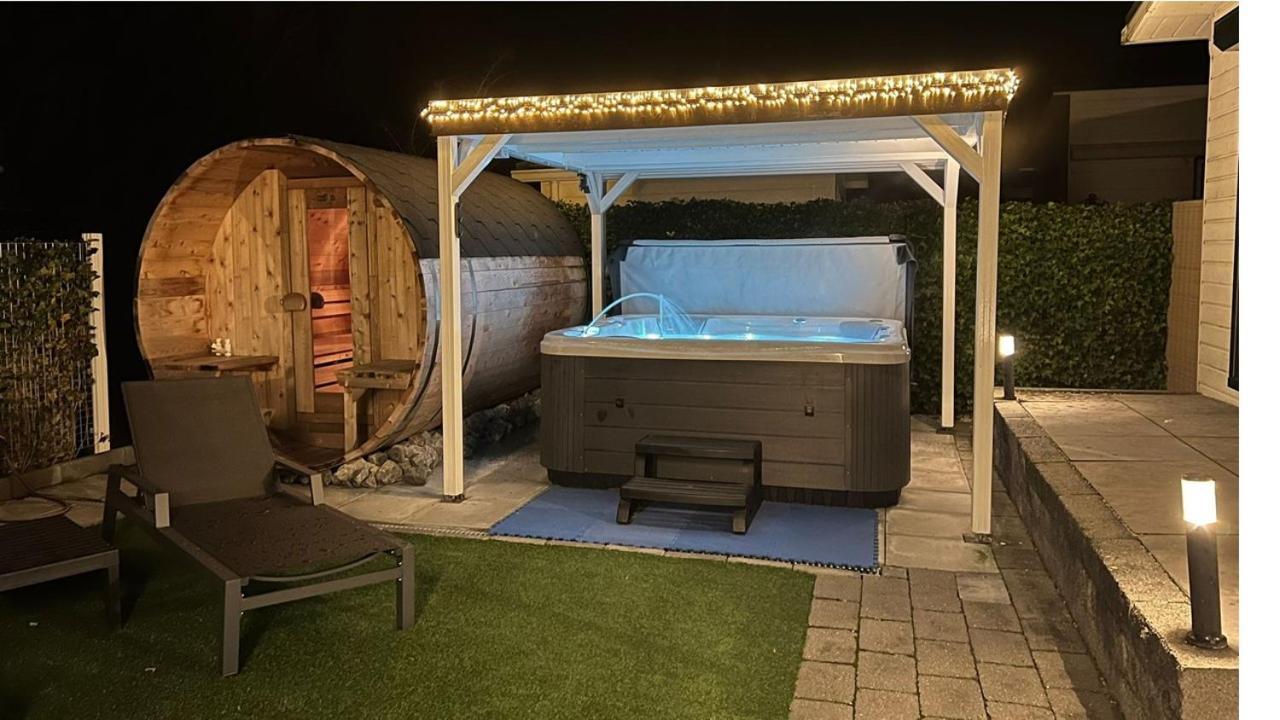 Chalet Buutengeweun, Met Luxe Jacuzzi En Tonsauna Sint Annaland Luaran gambar